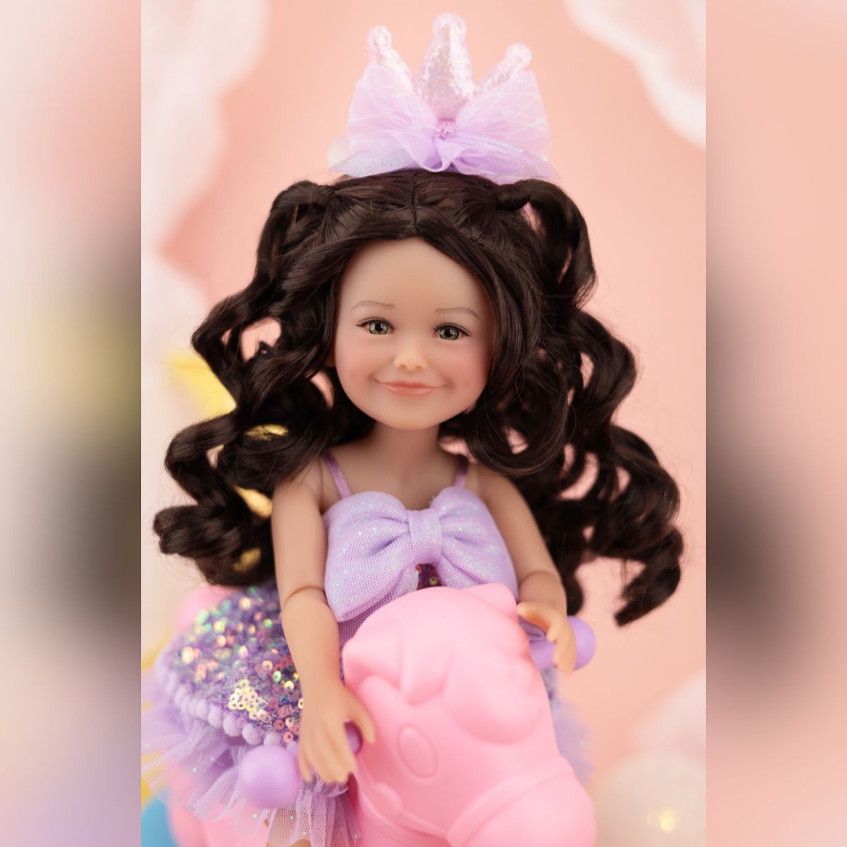 Ruby Red Fashion Friends - Birthday Siblies Doll - Tan Skin, Purple Dress - Dolls