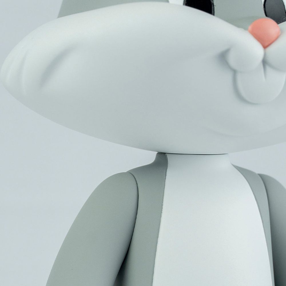 Leblon Delienne - Bugs Bunny 13" Super Pop Figurine - Collectibles
