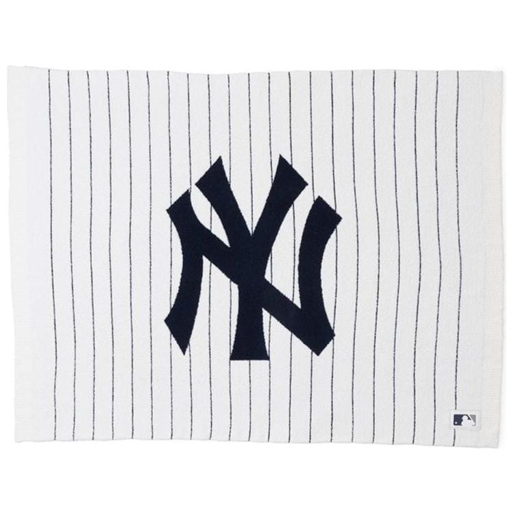 Barefoot Dreams - CozyChic New York Yankees Throw - Trend Accessories