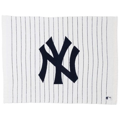 Barefoot Dreams - CozyChic New York Yankees Throw - Trend Accessories