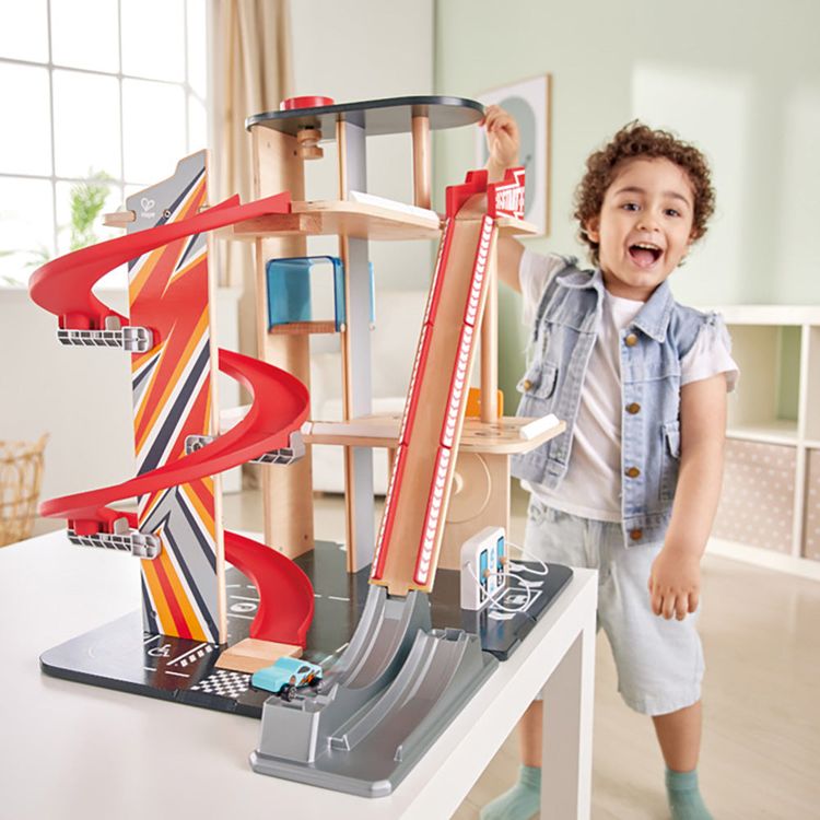 Hape - Gearhead Stunt Garage - Preschool