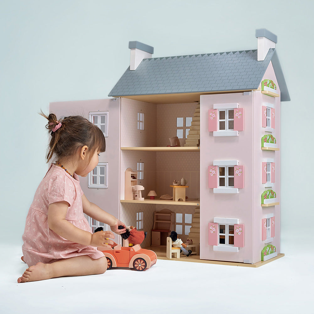 Mentari - Heather Hall Dollhouse - Dolls