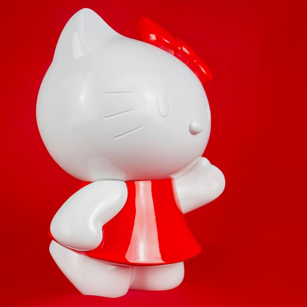 Leblon Delienne - Hello Kitty Figure in Red Robe - 10.6" - Collectibles