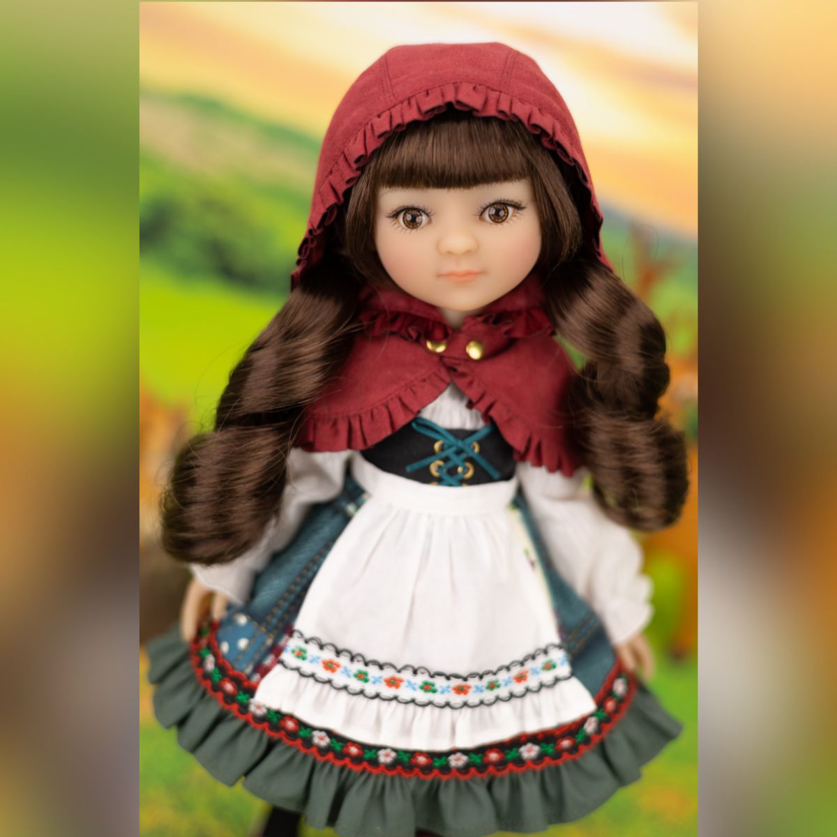 Ruby Red Fashion Friends - Little Red Riding Hood - Rosie Doll (Siblies - Limited Edition) - Dolls