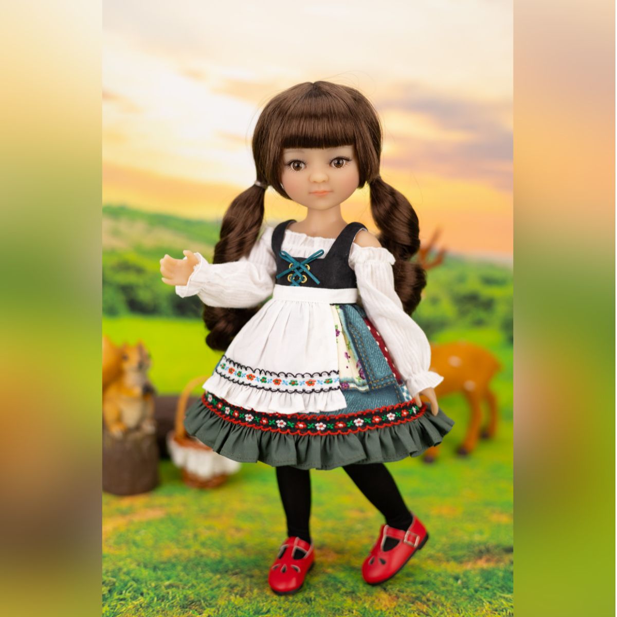 Ruby Red Fashion Friends - Little Red Riding Hood - Rosie Doll (Siblies - Limited Edition) - Dolls