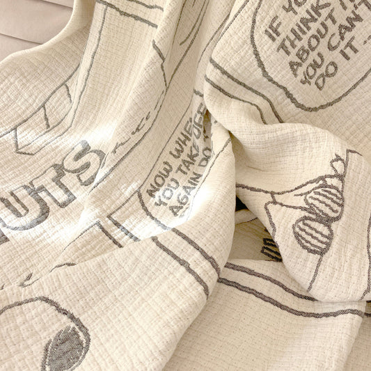 Maison Deux - Peanuts Blanket Comic Flightschool - Room Decor
