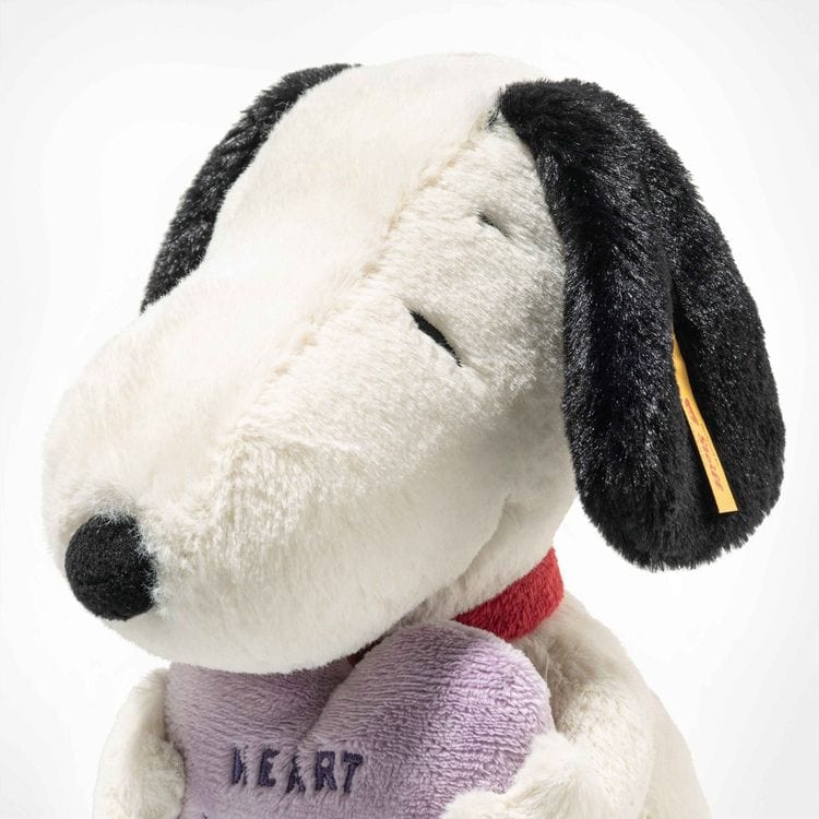 Steiff North America, Inc. - Snoopy Heartbreakers Club - Plush