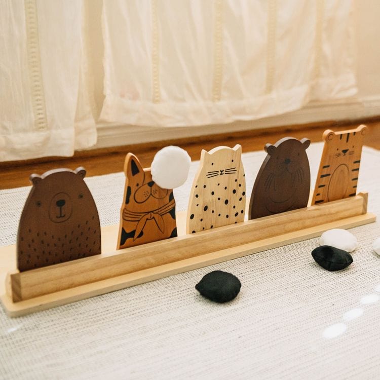 Wonder & Wise - Zoo Crew Bean Bag Toss - Preschool